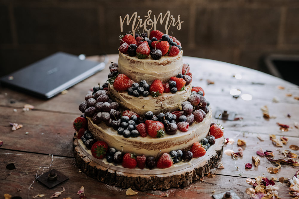 Naked Cake Sponge Layer Fruit Berries Log Slice Topper Deepdale Farm Wedding Kazooieloki Photography