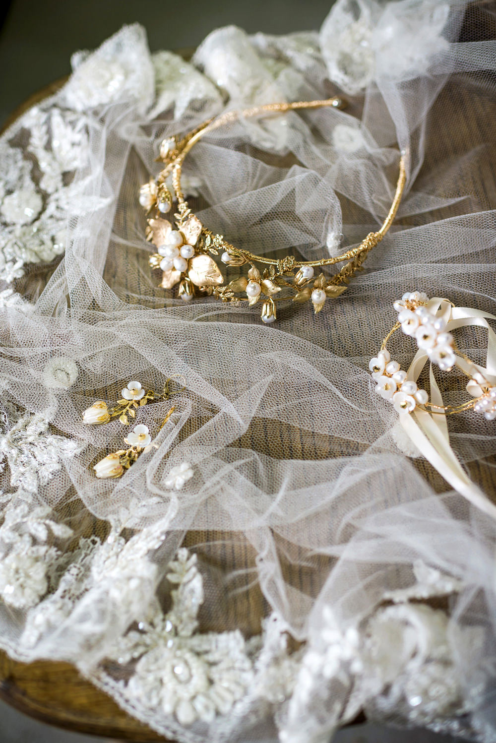 Bride Bridal Accessories Veil Indie Wedding Ideas Kat Antos-Lewis Photography