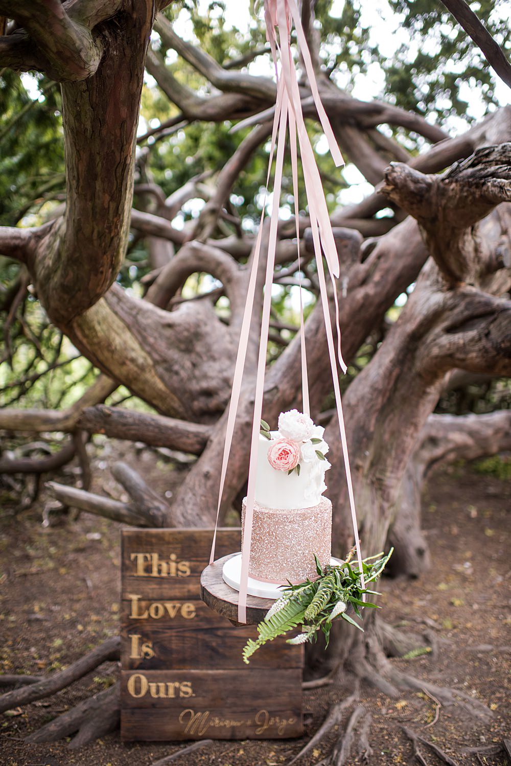 Cake Swing Table Glitter Floral Flowers Peach Gold Wedding Ideas Jane Beadnell Photography