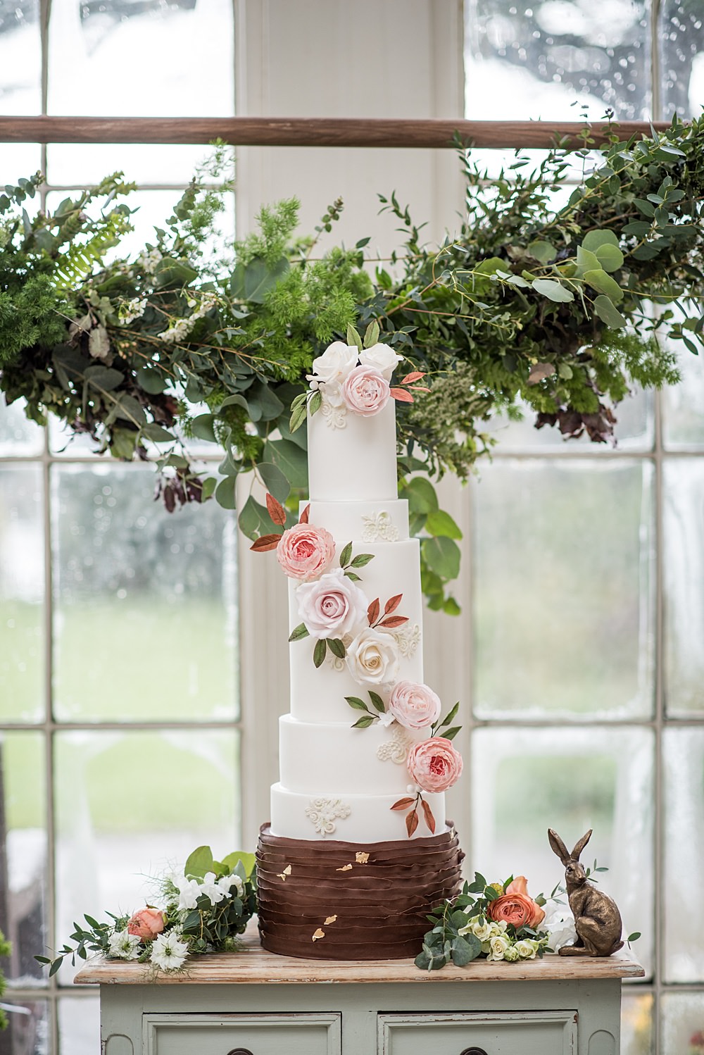 Cake Floral Flowers Tall Peach Gold Wedding Ideas Jane Beadnell Photography