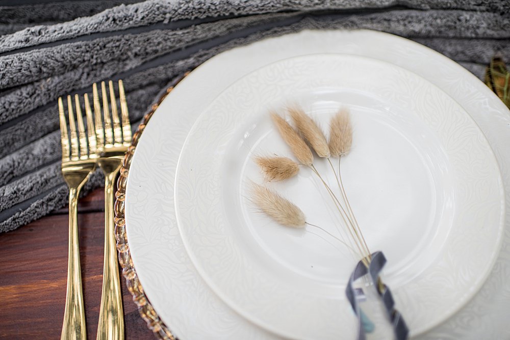 Place Setting Decor Plate Gold Cutlery Seed Head Velvet Ribbon Peach Gold Wedding Ideas Jane Beadnell Photography