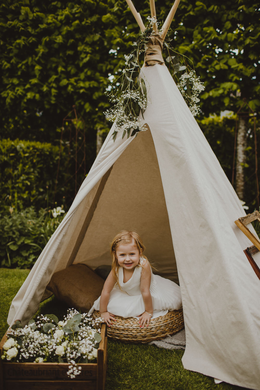 Tipi Childrens Corner Greenery Gypsophila Rustic Country Barn Wedding Photography34