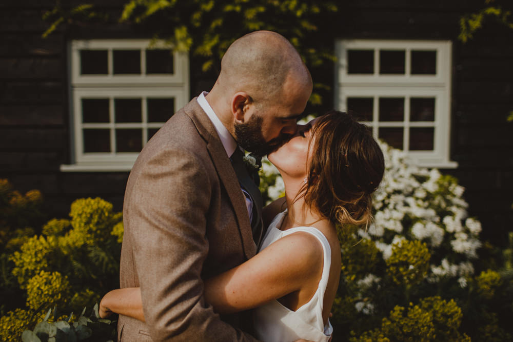 Rustic Country Barn Wedding Photography34