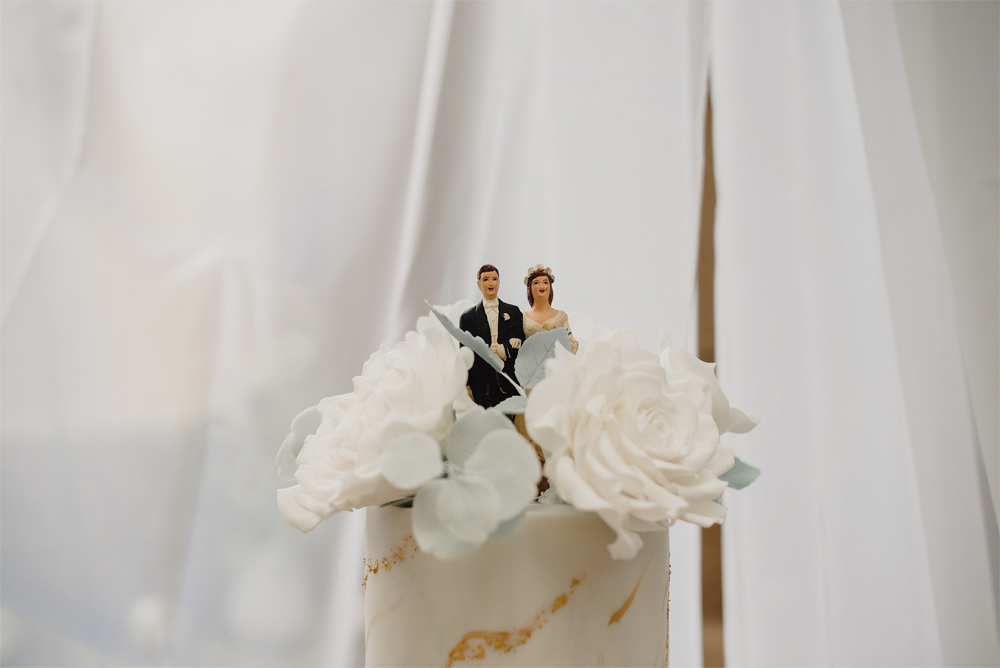 Bride Groom Cake Topper Cambo Estate Wedding Anna Urban Wedding Photography