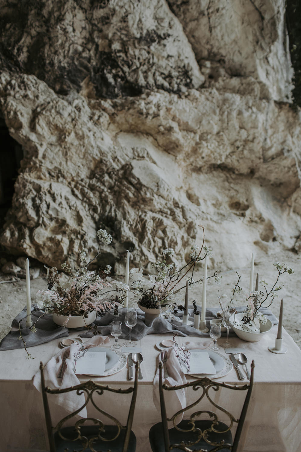 Tablescape Table Decor Candles Branches Natural Wild Neutrals Linen Cave Wedding Ideas Vanessa Illi Photographer