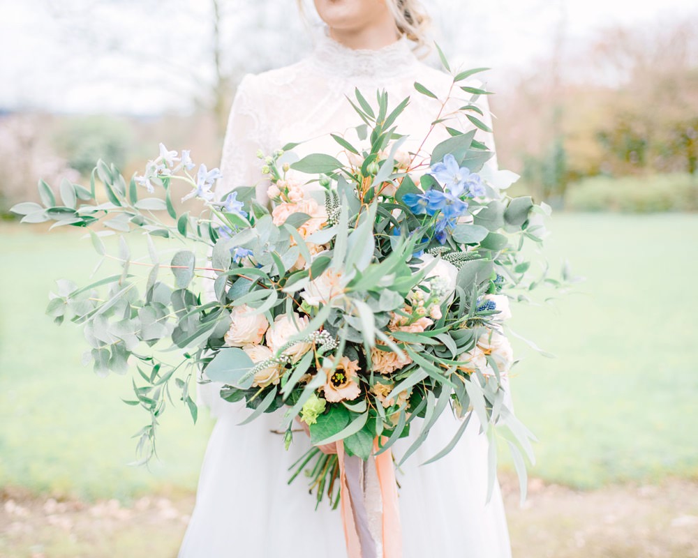 Bouquet Flowers Bride Bridal Oversized Unstructured Thistle Peach Rose Greenery Foliage Eucalyptus Ribbon Elegant Wedding Ideas Yll Weddings