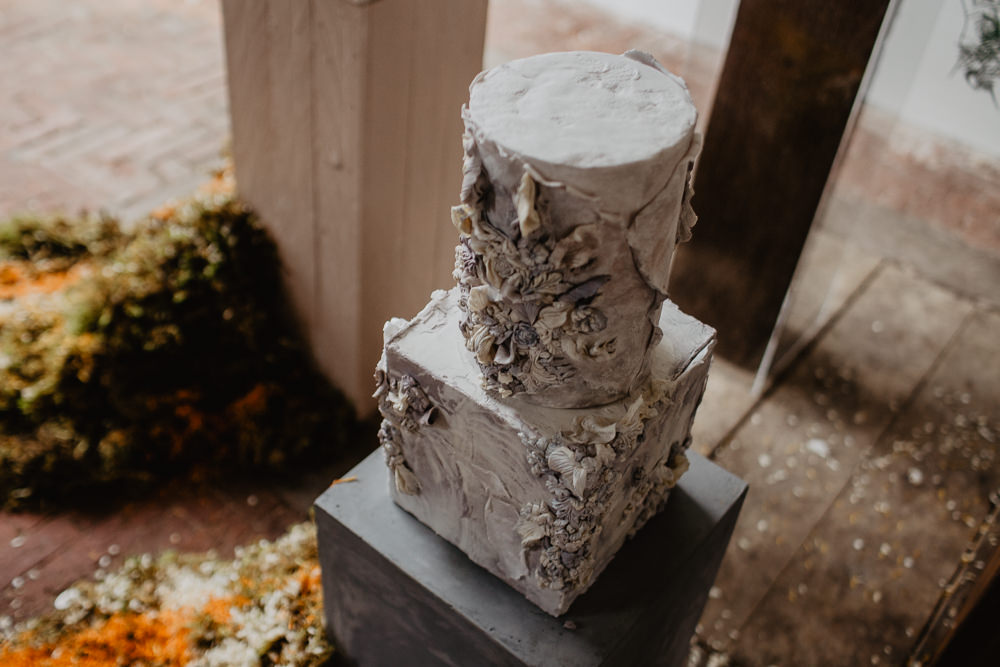 Cake Cakes Pottery Fabric Earthy Grey Elopement Wedding Ideas Oilvejoy Photography