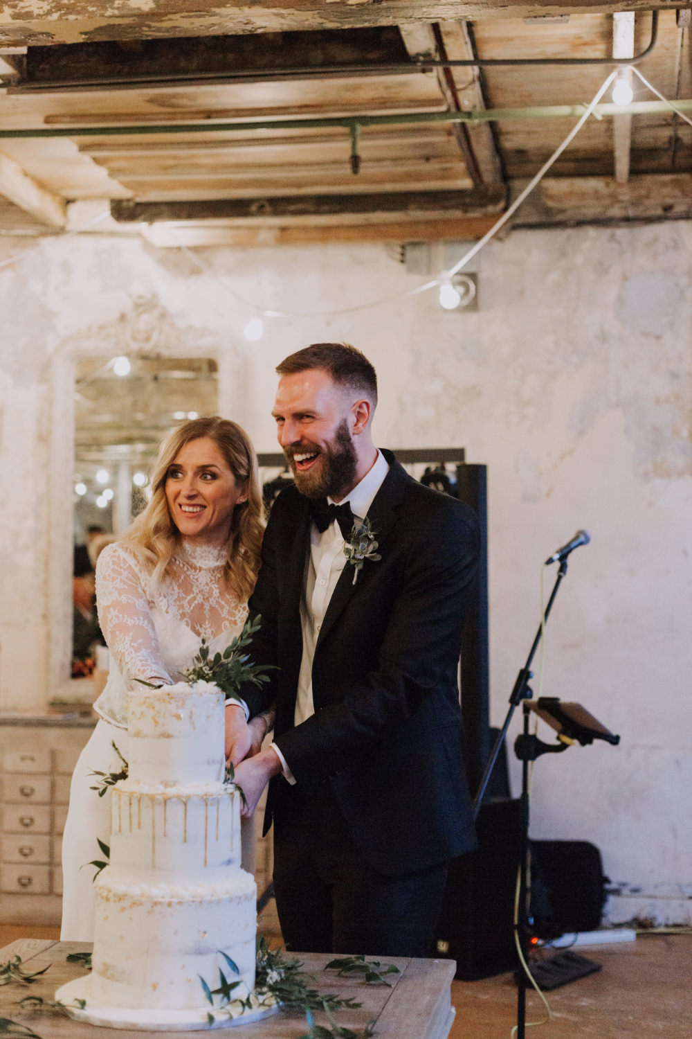 Semi Naked Cake Drip Greenery Foliage Succulent Holmes Mill Wedding Siobhan Amy Photography