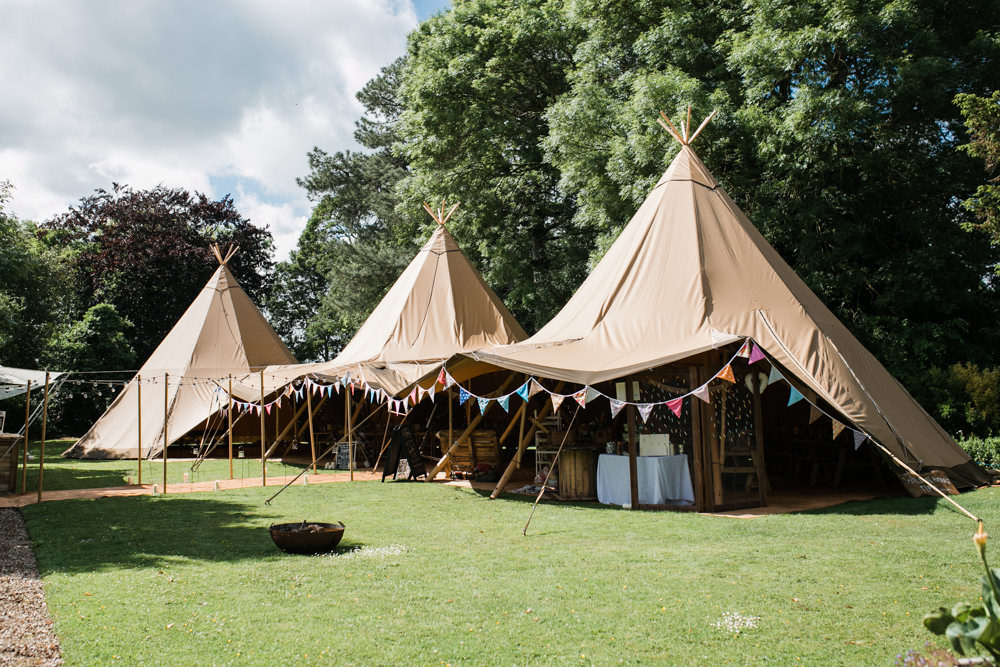 Tipis Bunting Lincolnshire Tipi Wedding Jessy Jones Photography