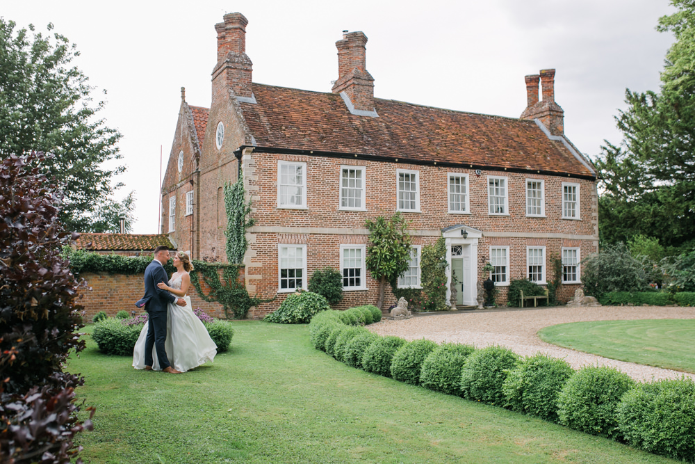Lincolnshire Tipi Wedding Jessy Jones Photography