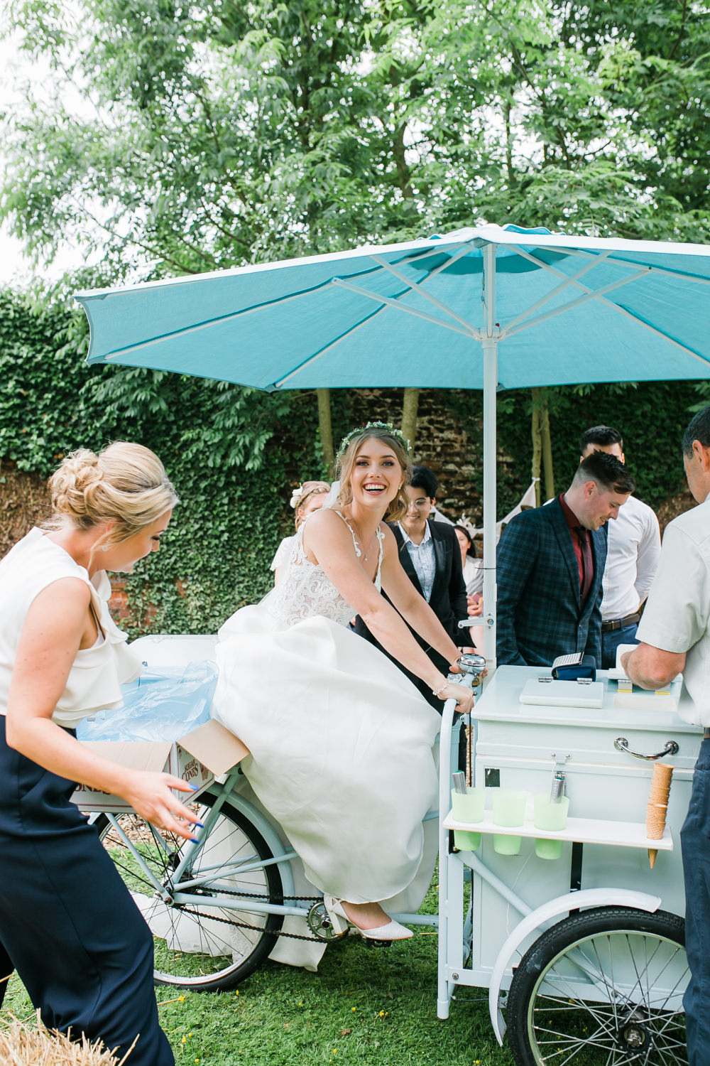 Lincolnshire Tipi Wedding Jessy Jones Photography