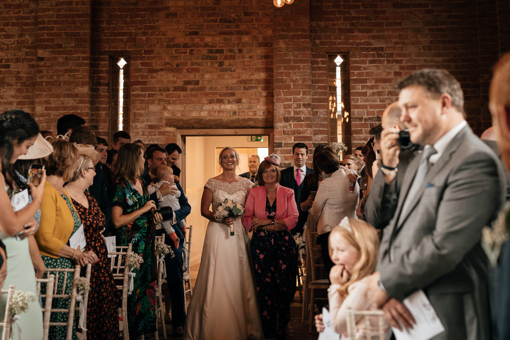 Mickleton Hills Farm Wedding Jules Barron Photography