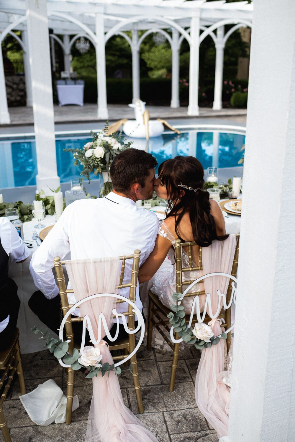 Hoop Chair Signs Mr Mrs Missouri Wedding Nick Mehn Photography