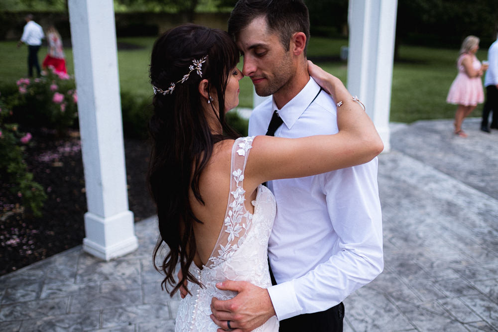 Bride Bridal Hair Long Waves Fringe Bands Boho Vine Missouri Wedding Nick Mehn Photography