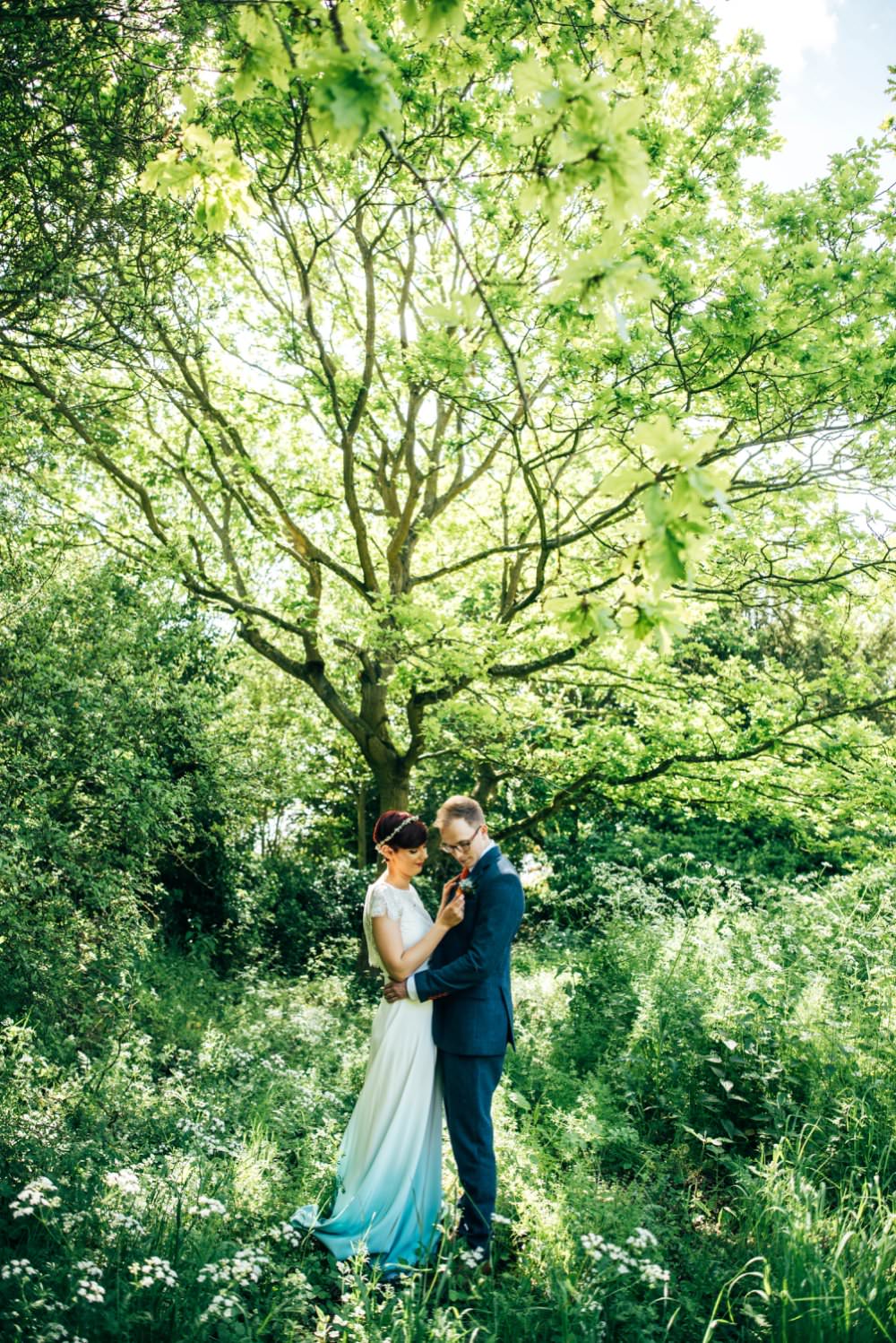 Outdoor DIY Wedding Three Flowers Photography