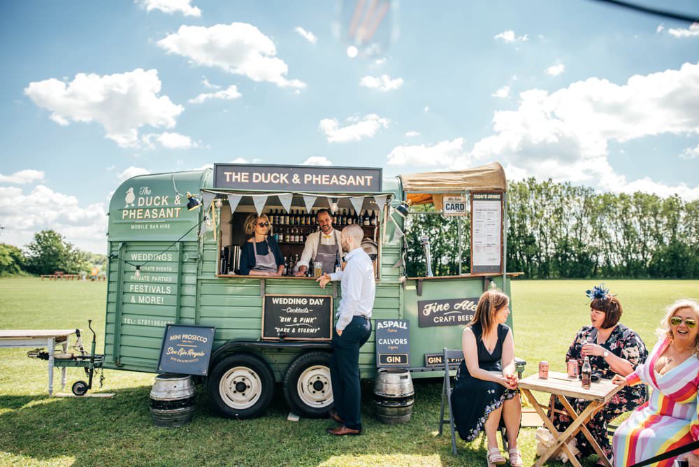 Horse Trailer Truck Van Bar Mobile Outdoor DIY Wedding Three Flowers Photography