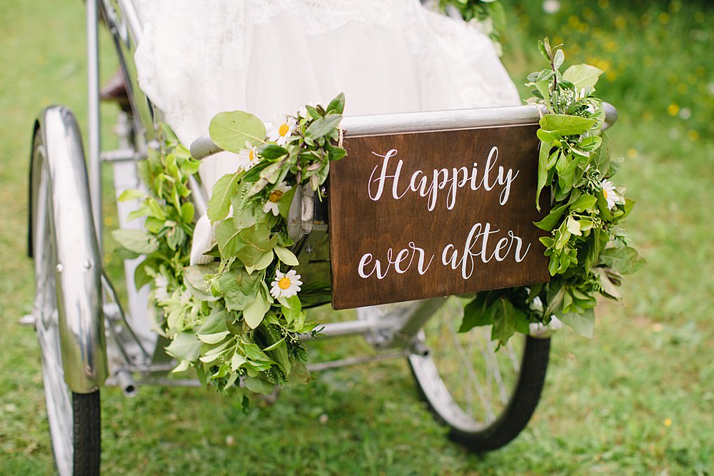 Bicycle Transport Rickshaw Sign Signage Signs Pet Wedding Ideas Vicky Plum Photography