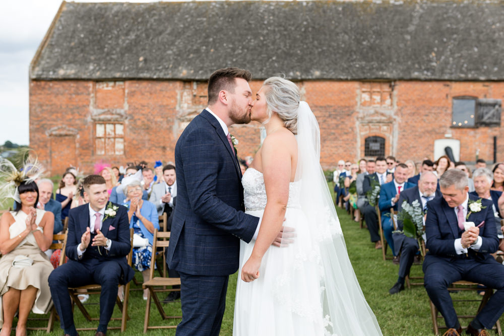 Botanical Barn Wedding Heather Jackson Photography
