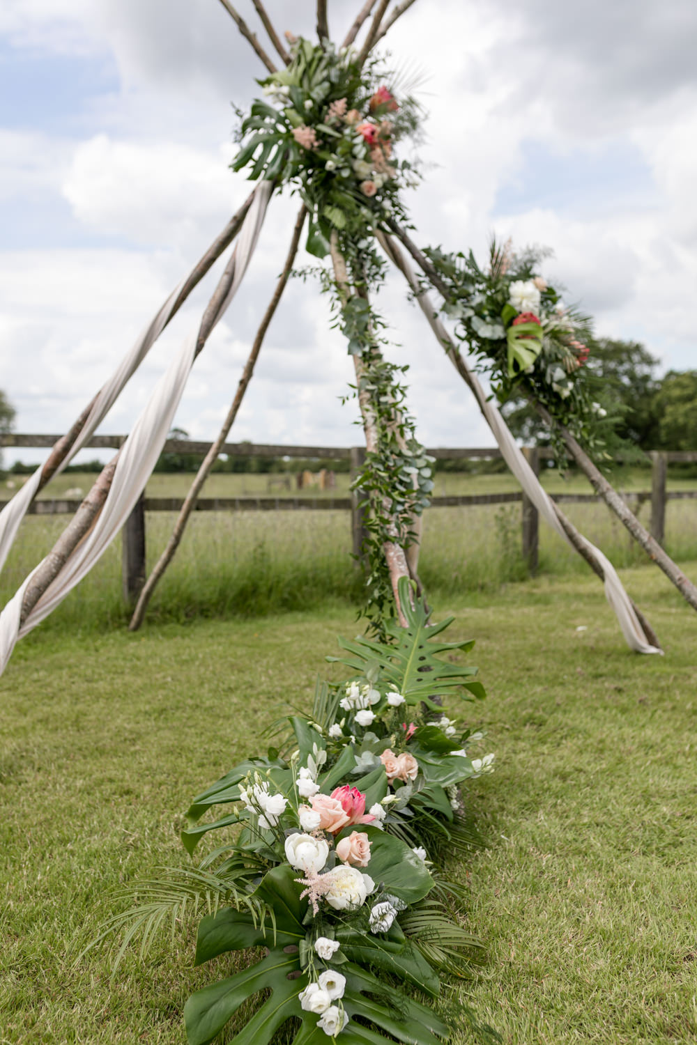 Botanical Barn Wedding Heather Jackson Photography