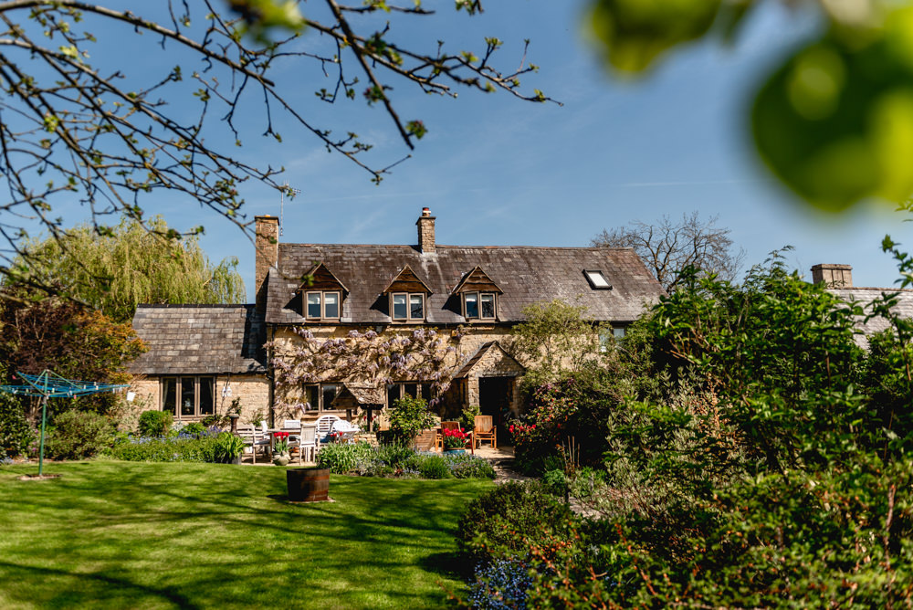 Cotswolds Barn Wedding Lisa Carpenter Photography