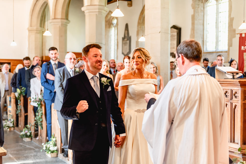 Cotswolds Barn Wedding Lisa Carpenter Photography
