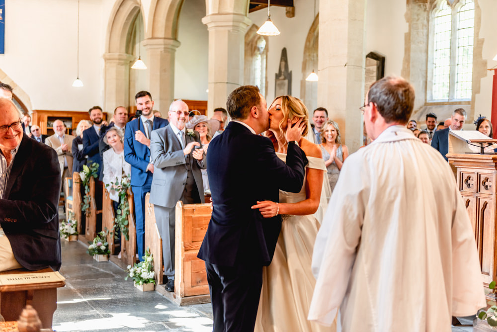 Cotswolds Barn Wedding Lisa Carpenter Photography