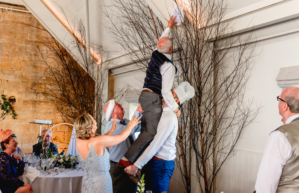 Cotswolds Barn Wedding Lisa Carpenter Photography
