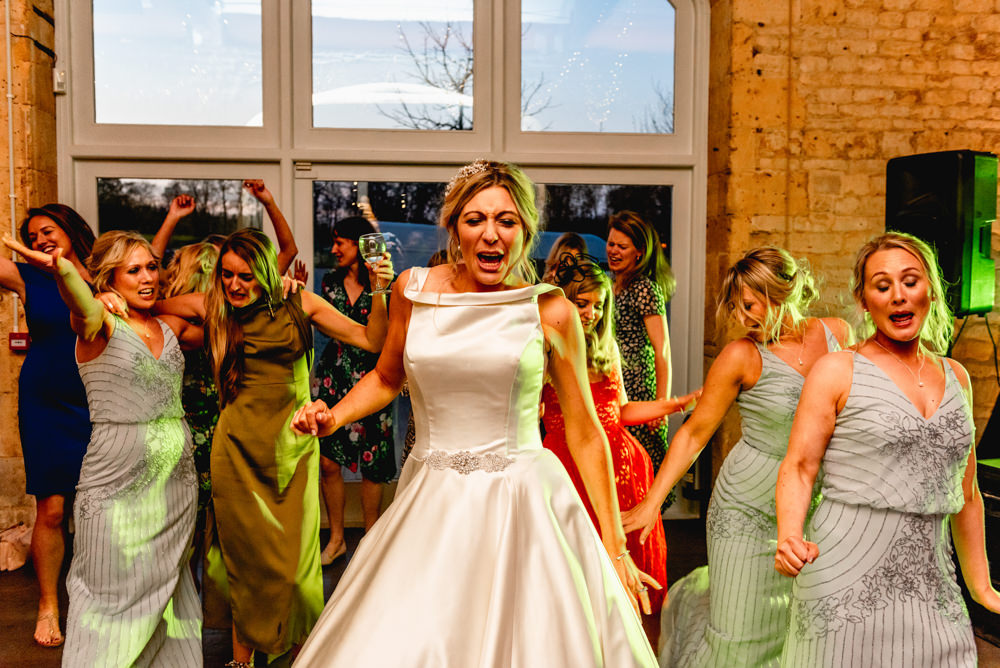 Cotswolds Barn Wedding Lisa Carpenter Photography