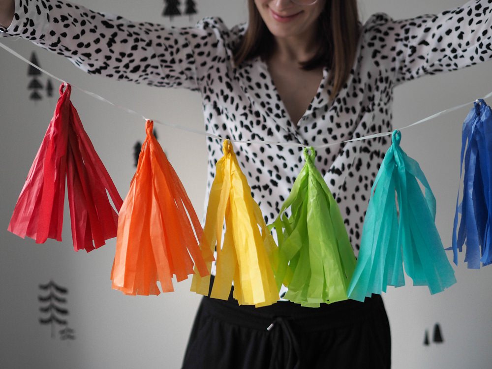 DIY Tassel Garland Tissue Paper Tutorial Rainbow