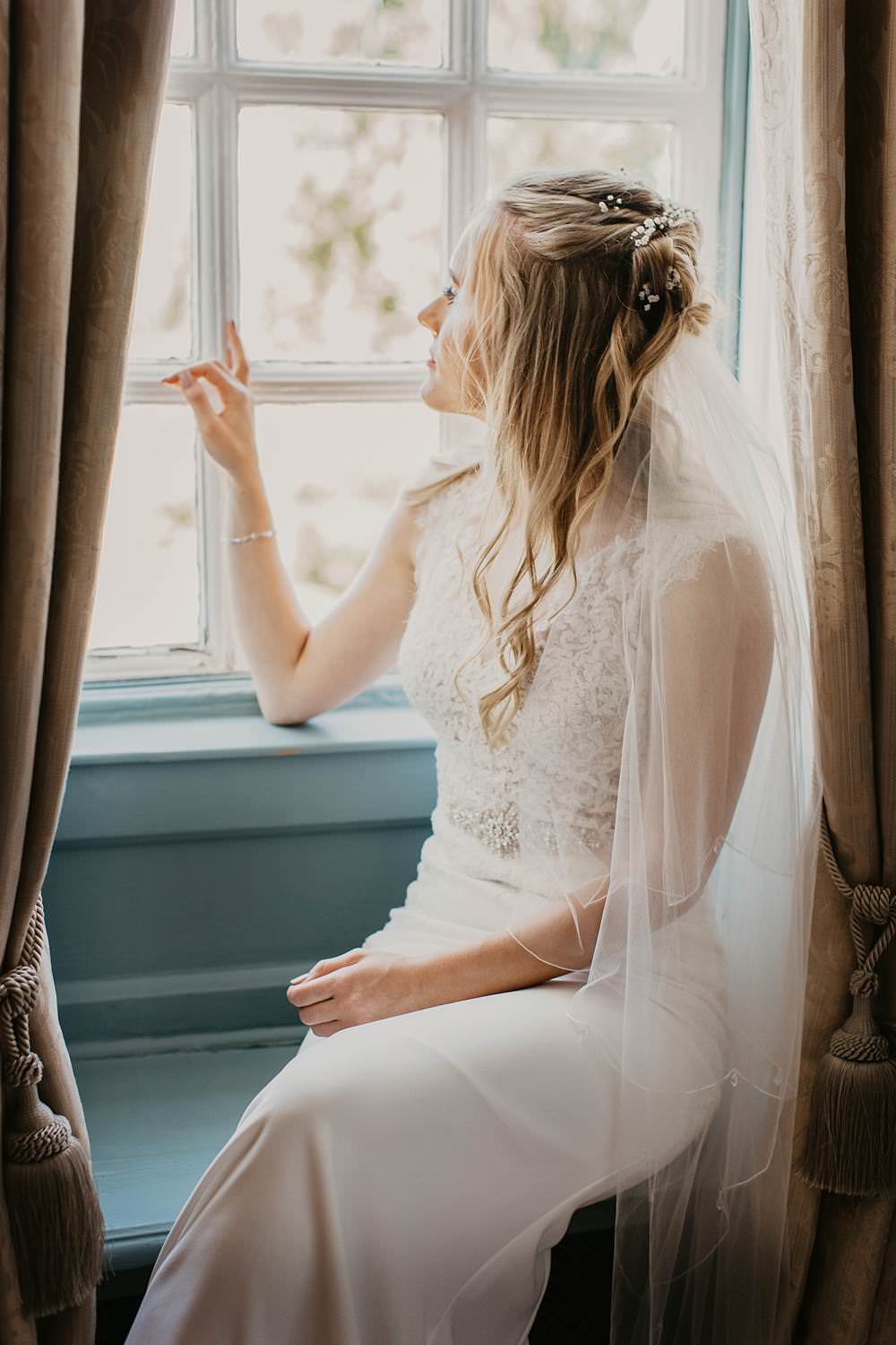 Bride Bridal Hair Half Up Half Down Veil Eggington House Wedding October Willis Photography