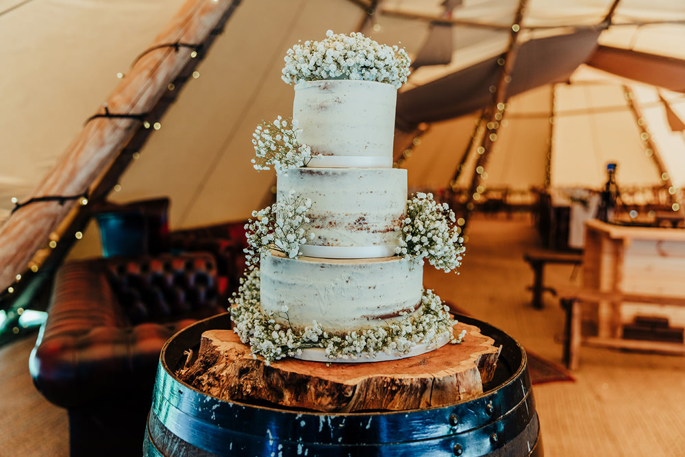 Semi Naked Cake Log Stand Buttercream Gyp Gypsophila Baby Breath Hazlewood Castle Woodland Wedding Nicola Mackrill Photography
