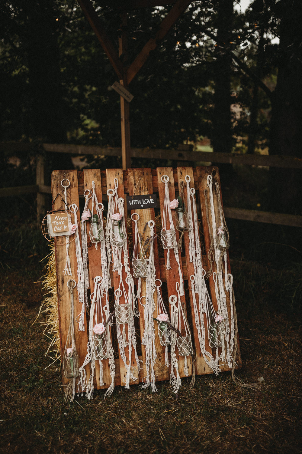 Favors Favours Wooden Pallet Macrame Jar Flowers Horsley Hale Farm Wedding Thyme Lane Photography