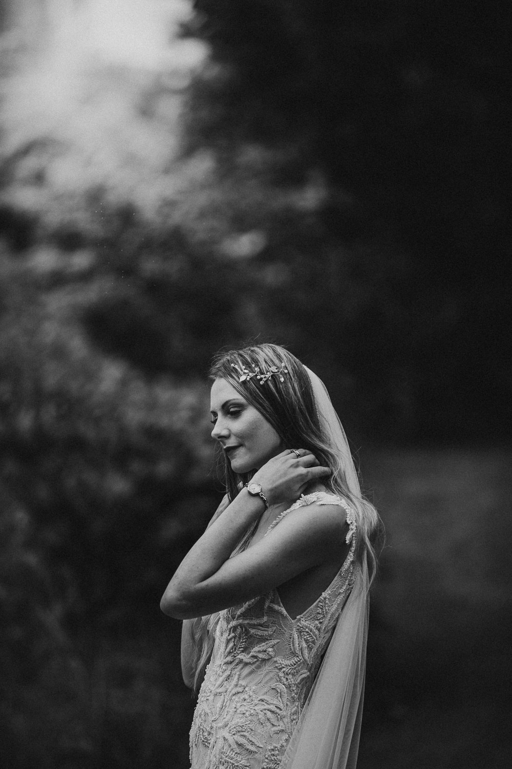 Bride Bridal Hair Long Veil Vine Accessory Horsley Hale Farm Wedding Thyme Lane Photography