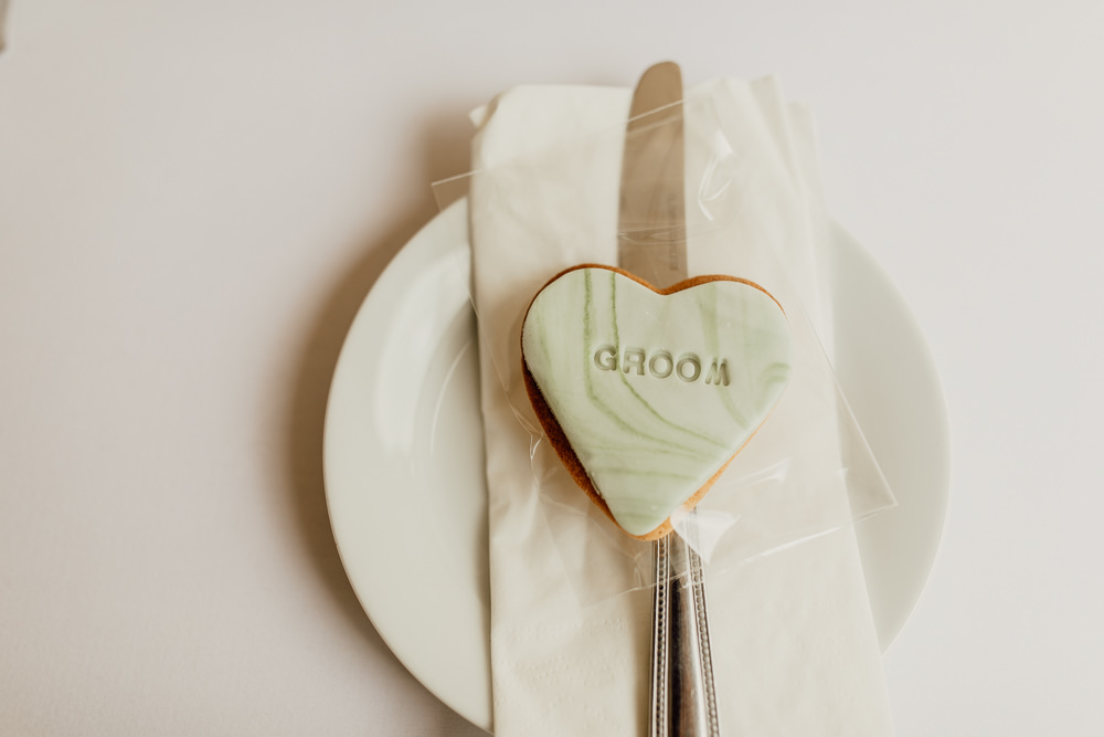 Cookie Favour Place Name Mannington Gardens Wedding Cara Zagni Photography