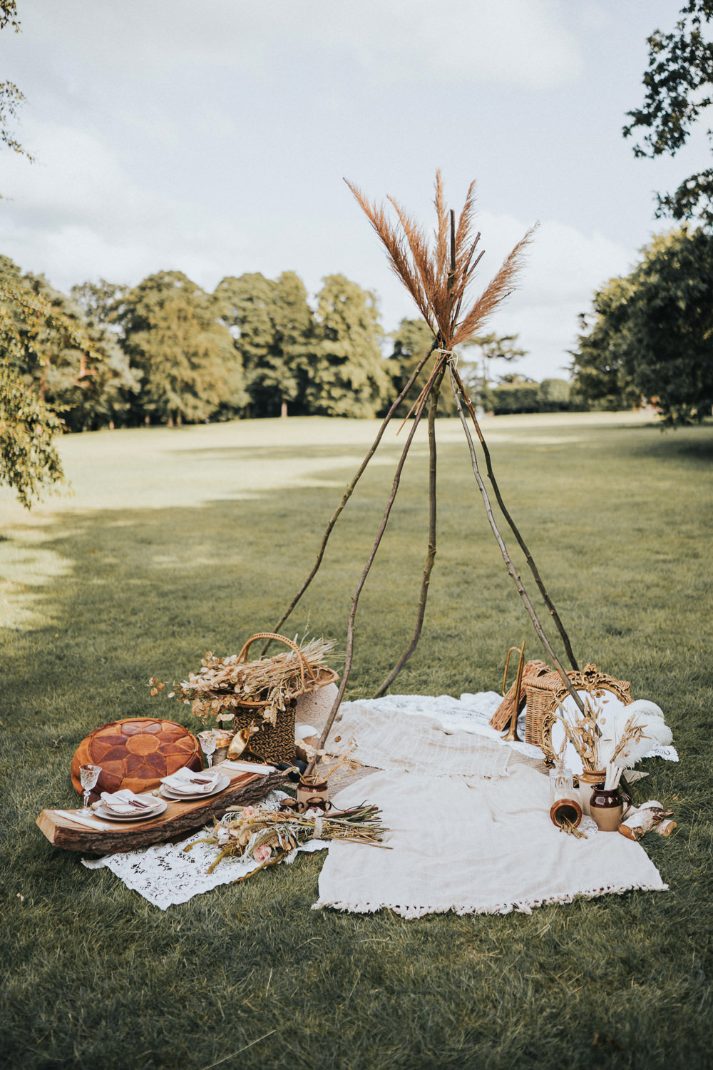 Naked Tipi Pampas Grass Rugs Decor Grasses Wheat Wedding Ideas Holly Rose Stones
