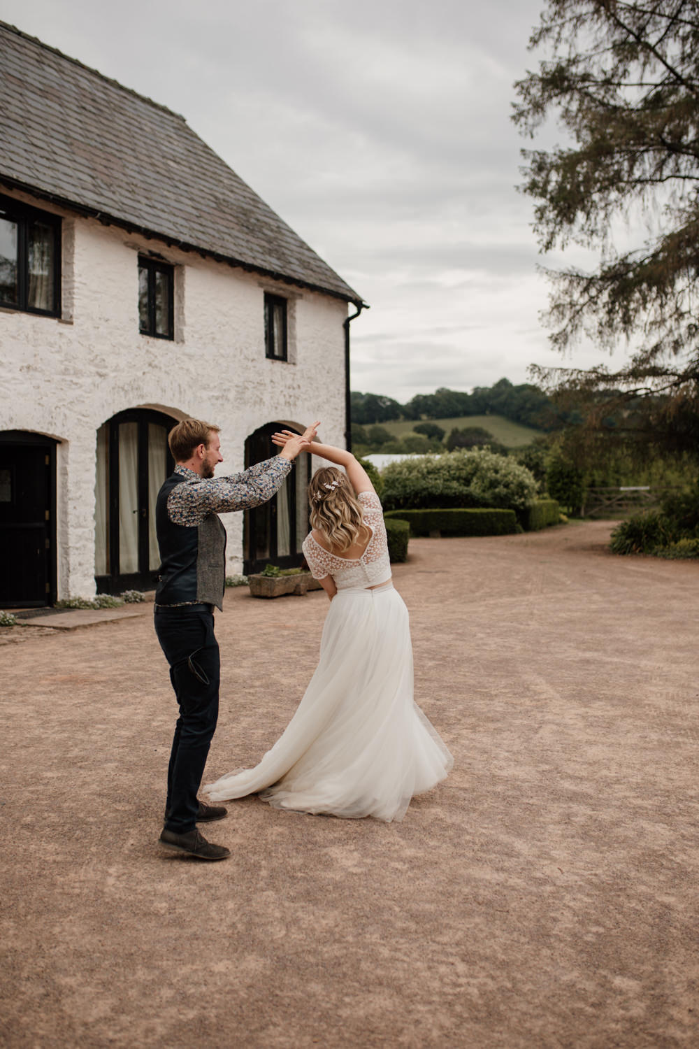 Barn Brynich Wedding Magda K Photography