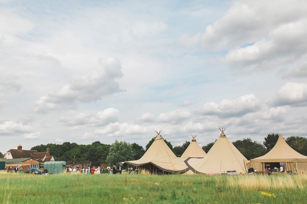 Tipi Bedfordshire Farm Wedding Milkbottle Photography