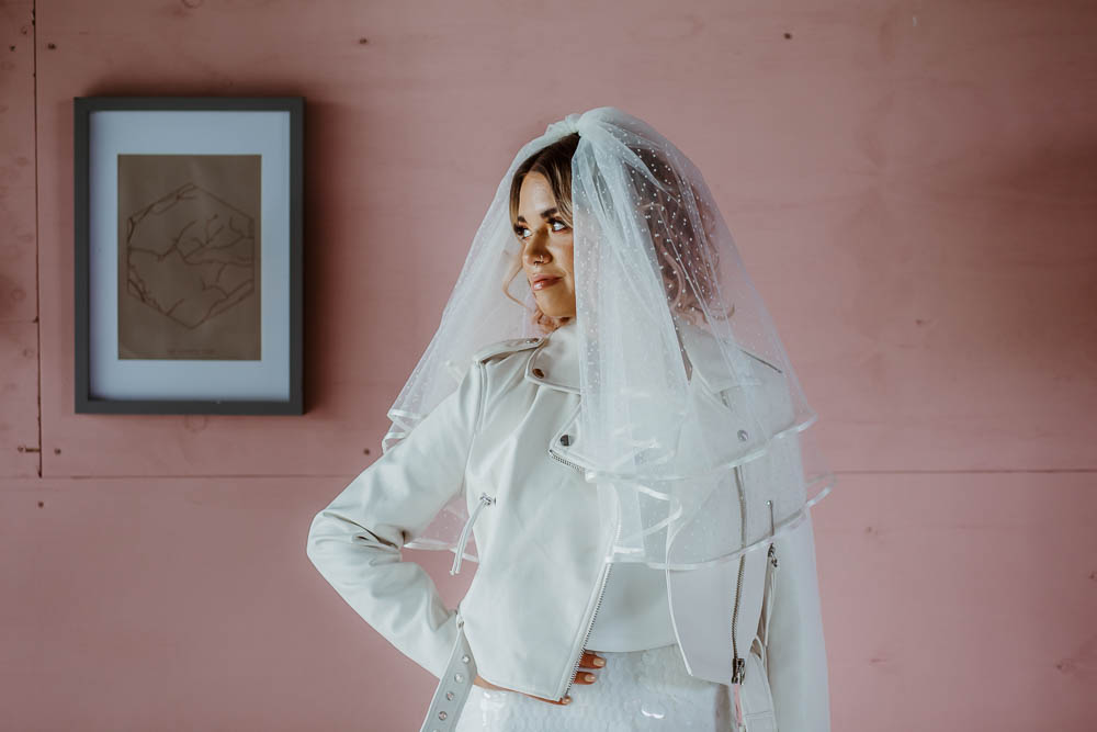 Bride Bridal Veil Short Giraffe Shed Wedding When Charlie Met Hannah