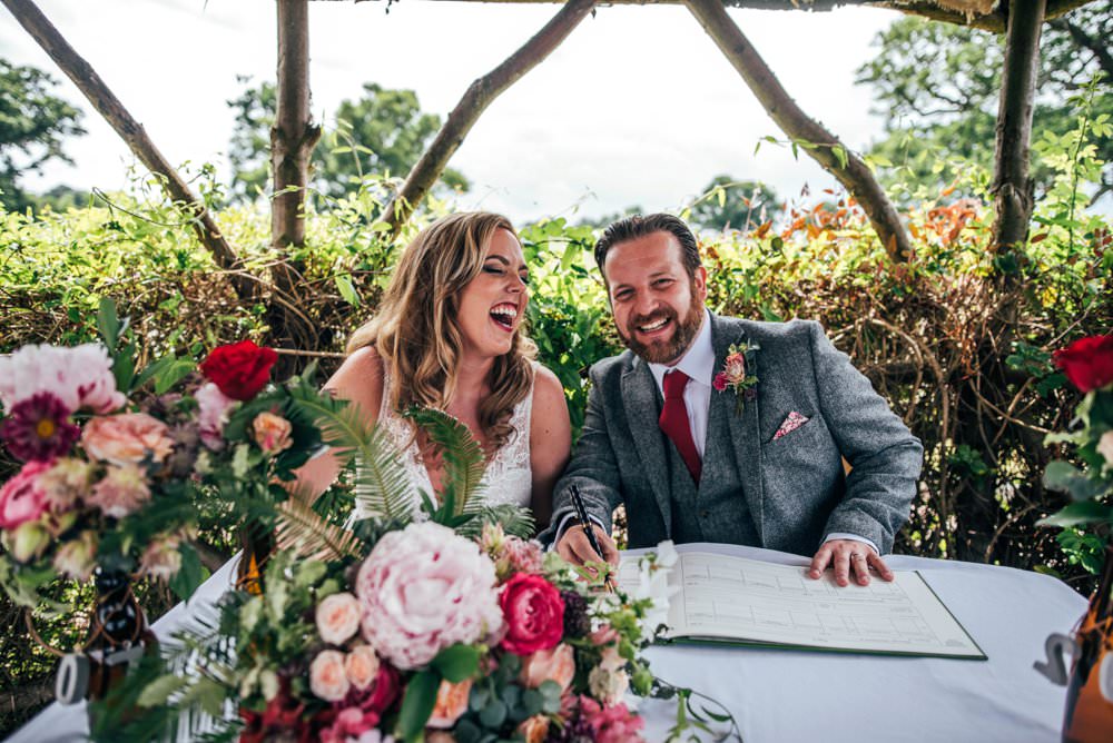 Pink Red Wedding Three Flowers Photography