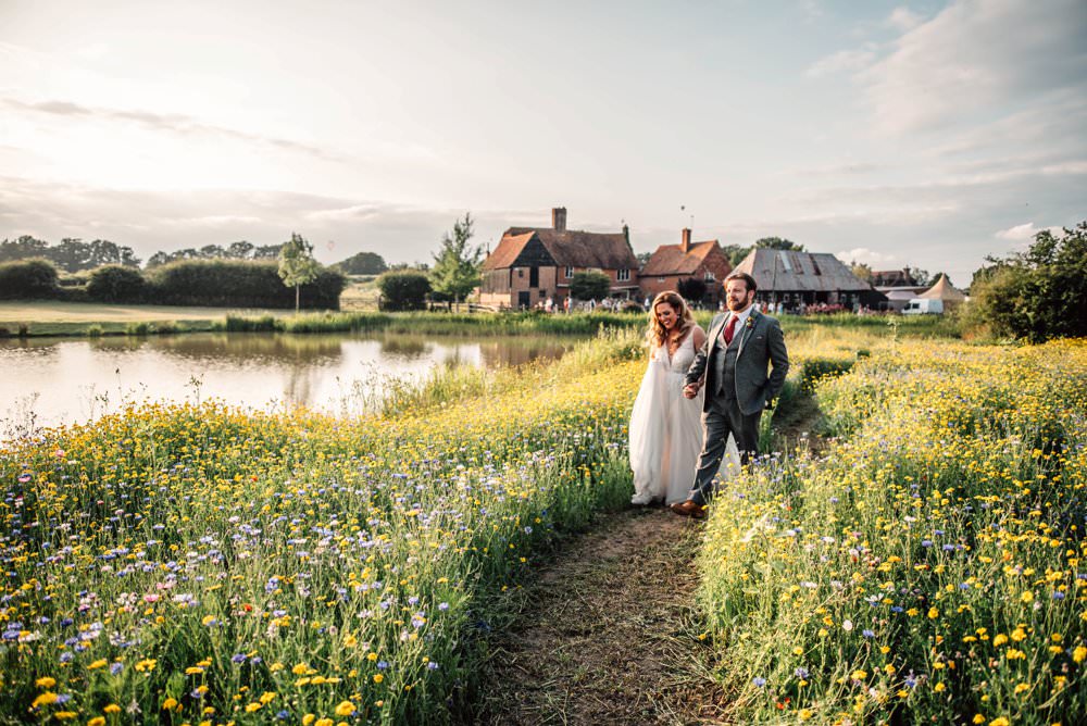 Pink Red Wedding Three Flowers Photography