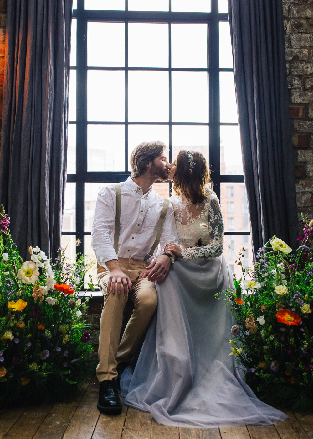 Meadow Flowers Meadowscape Arrangement Wild Colourful Poppy Poppies Playful Cool Wedding Ideas Sophie Lake Photography
