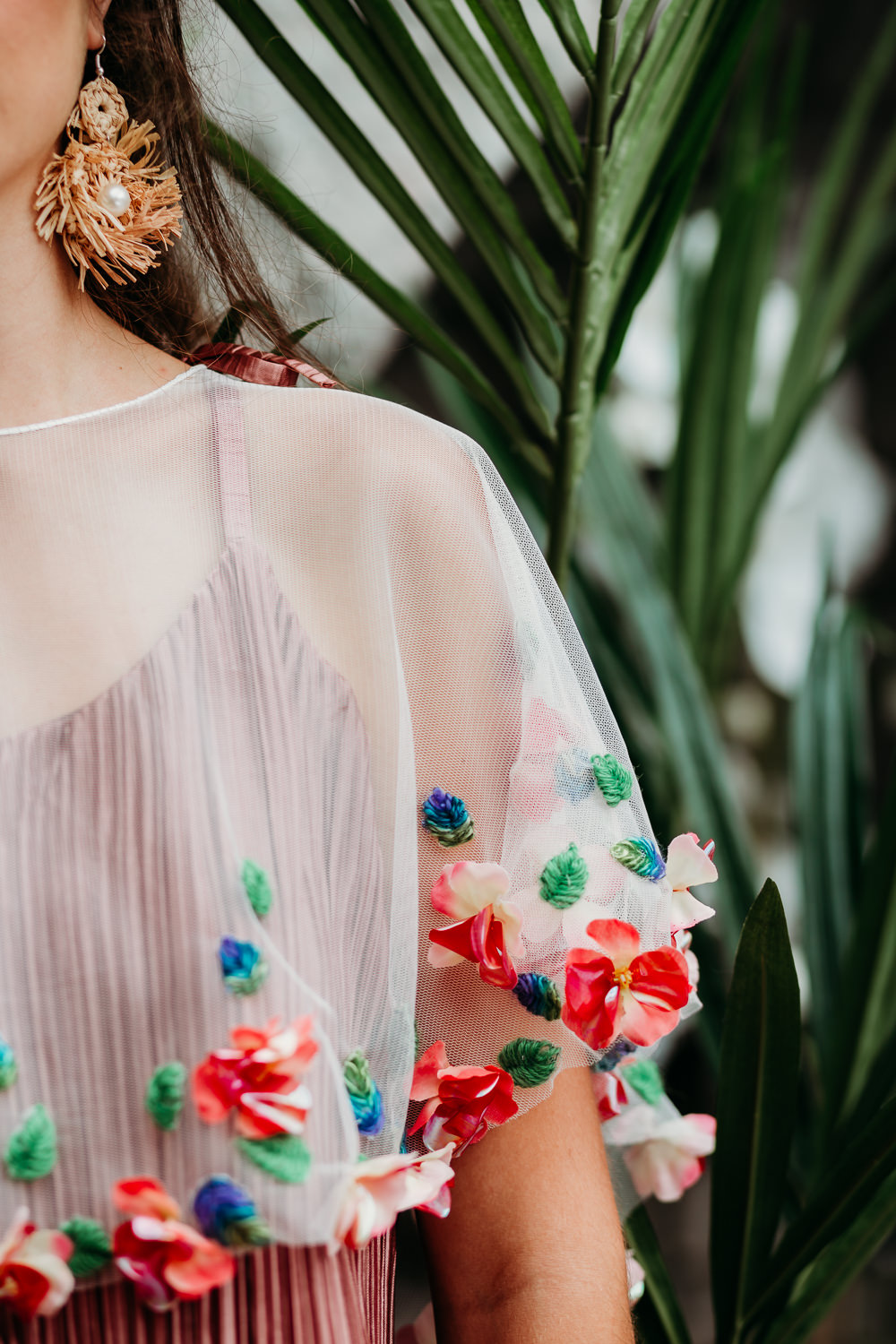 Dress Gown Bride Bridal Flowers Floral Sleeve Tropical Wedding Ideas When Charlie Met Hannah