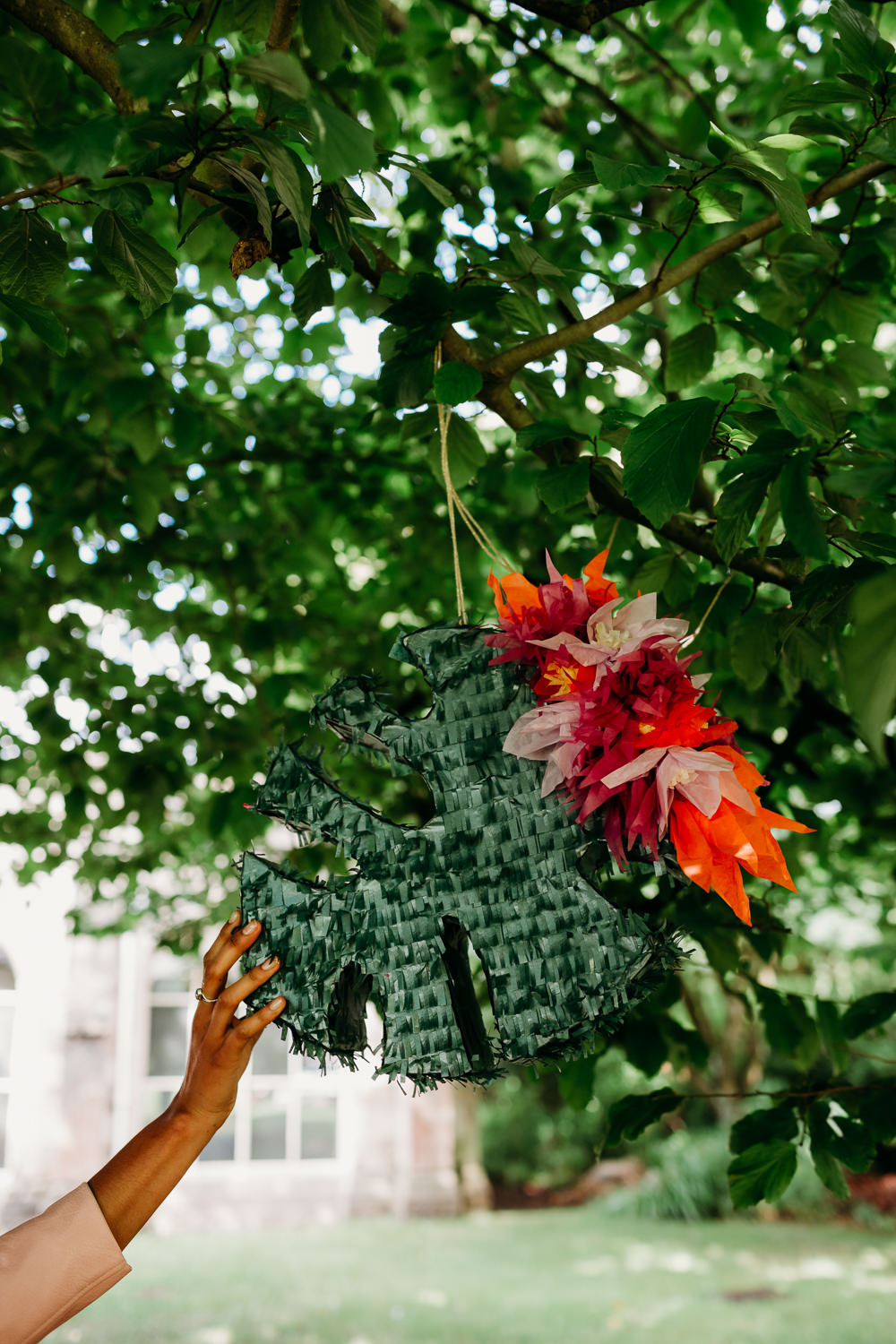 Pinata Tropical Wedding Ideas When Charlie Met Hannah