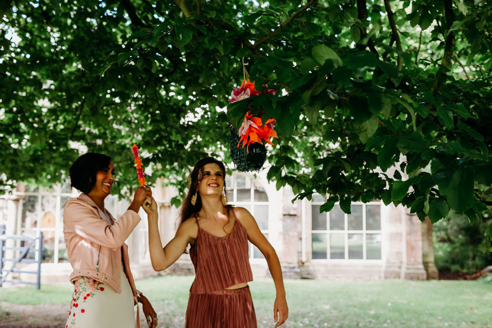 Pinata Tropical Wedding Ideas When Charlie Met Hannah