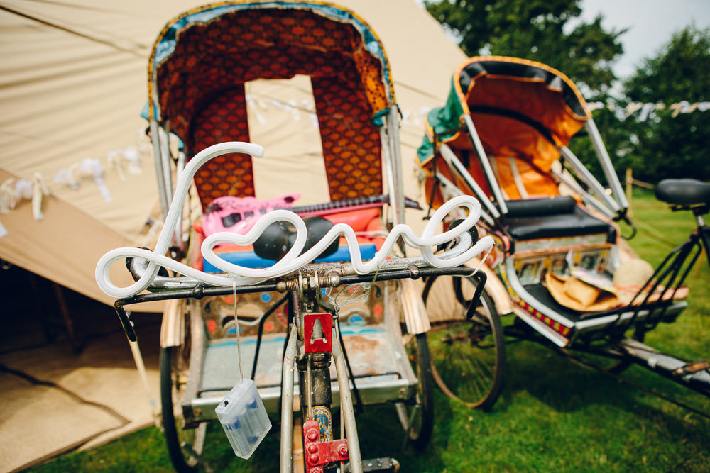 Tuk Tuk Bikes Alderford Lake Wedding Amy B Photography