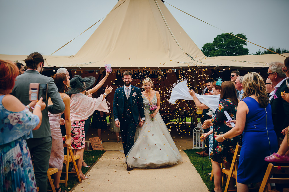Confetti Tipi Alderford Lake Wedding Amy B Photography