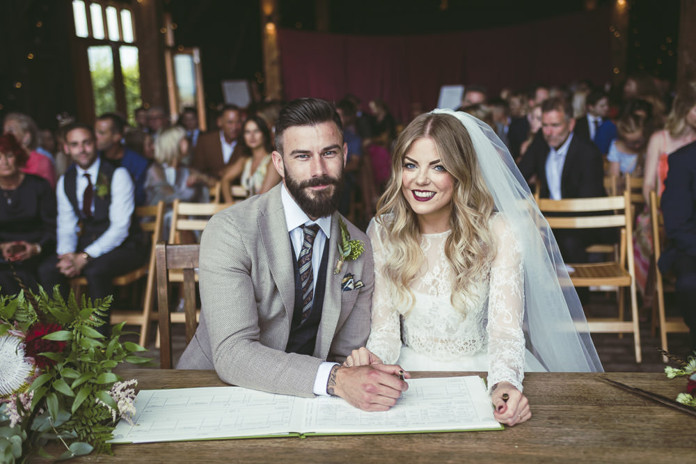 Kingshill Barn Wedding Sandra Reddin Photography