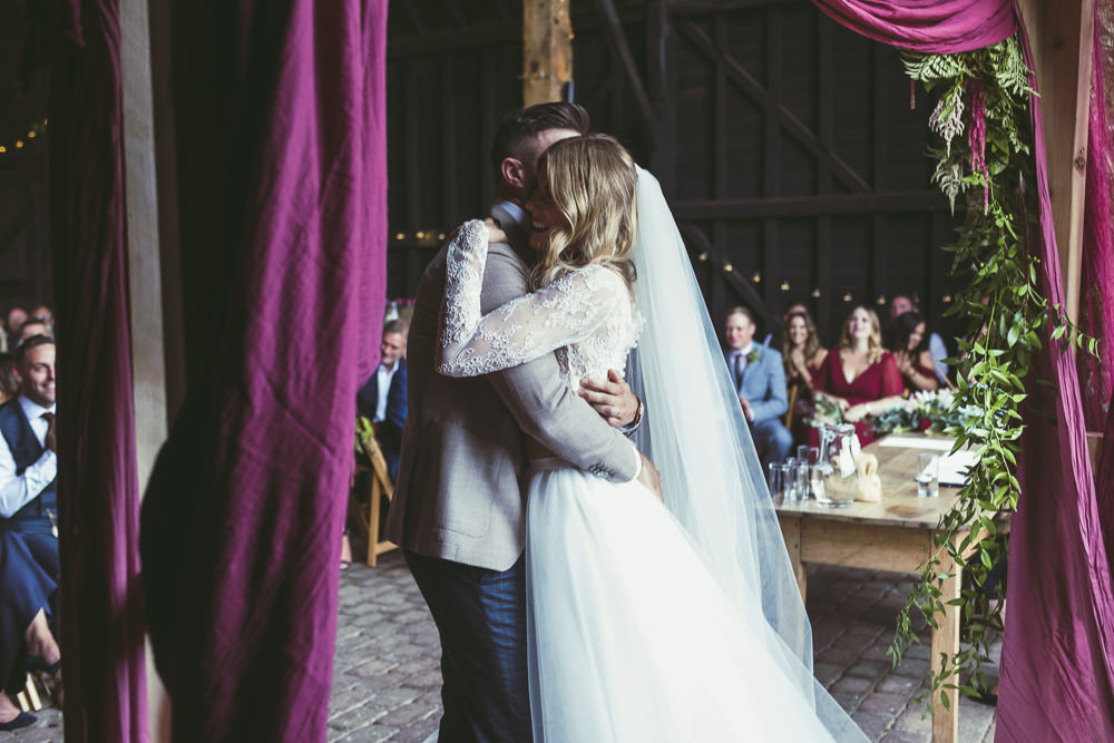 Kingshill Barn Wedding Sandra Reddin Photography