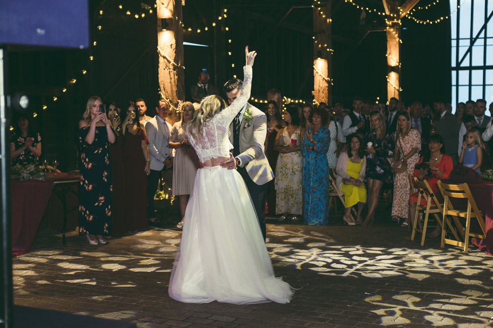 Kingshill Barn Wedding Sandra Reddin Photography