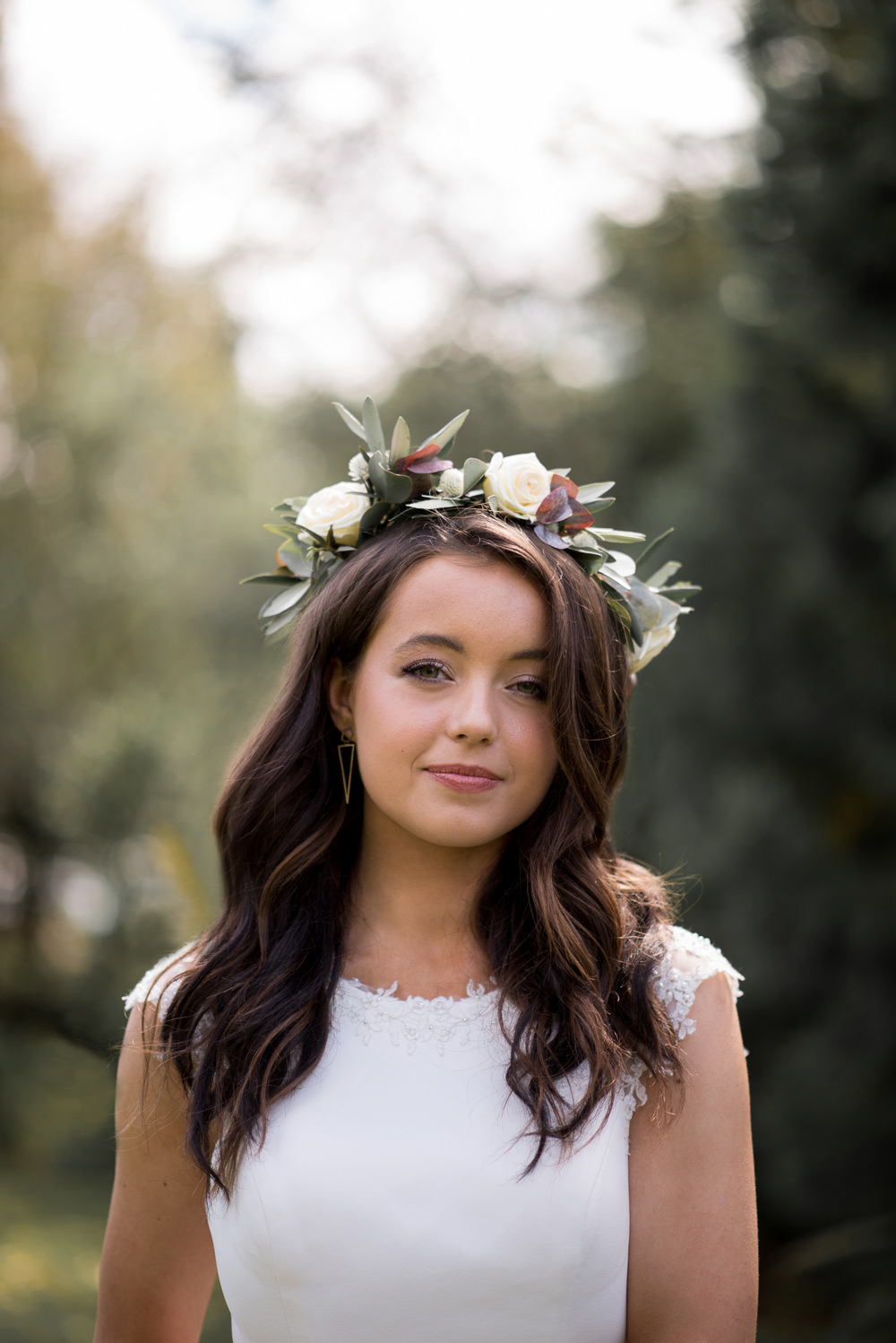 Flower Crown Bride Bridal Hair Loose Waves Minimalist Wedding Ideas Nicola Belson Photography